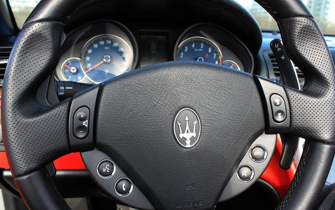 Maserati GranCabrio cena 249900 przebieg: 59900, rok produkcji 2014 z Kowalewo Pomorskie małe 232